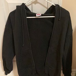 black aritzia extra fleece zip up